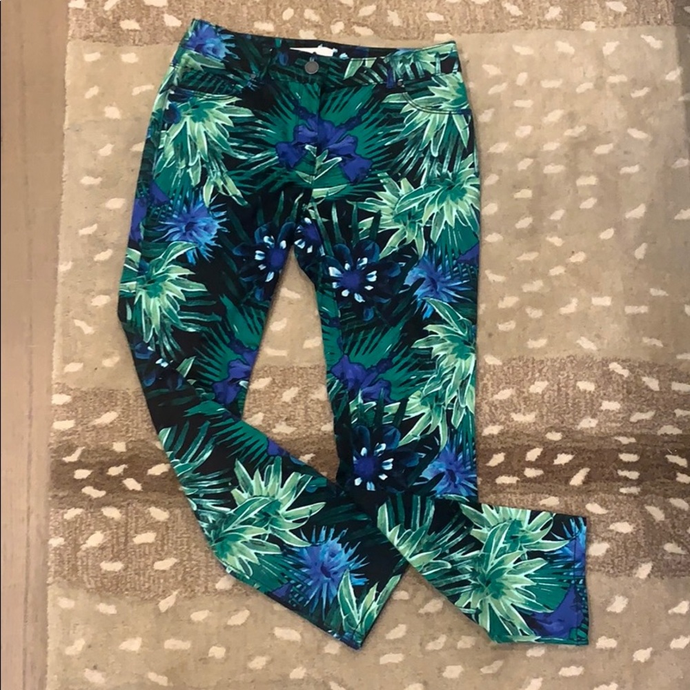 Tropical Chico’s Stretch Skinny Ankle Crops